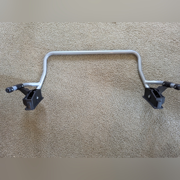 BOB Stroller Attachment for Britax Car Seat - Picture 2 of 2